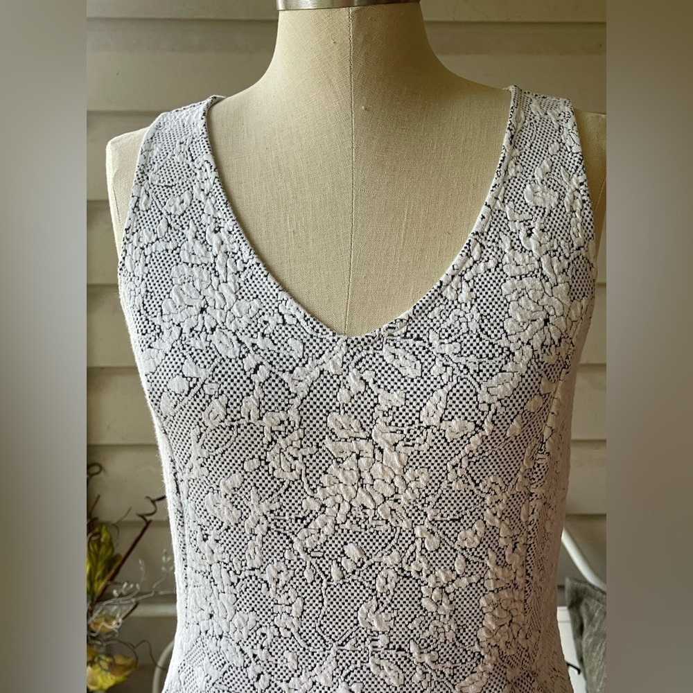 LOFT Women’s Gray & White Lace Midi Dress Wedding Work Professional | Size 8 - Picture 3 of 8